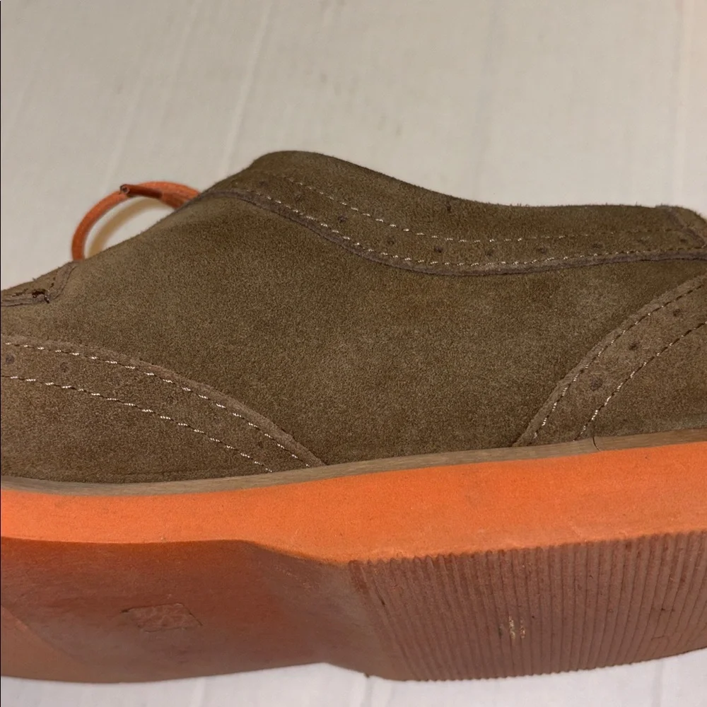 Perry Ellis portfolio light brown or tan suede shoes size 14.